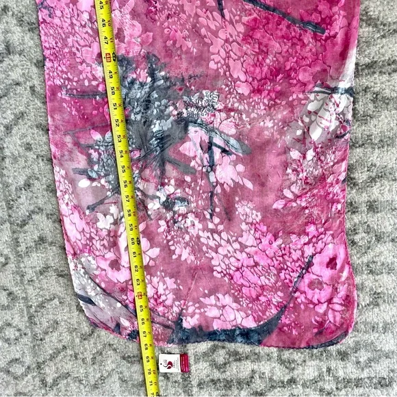NWT Miss Museum Pink Floral Silk Scarf - Waima Wharf Museum Boutique - Picture 15 of 16